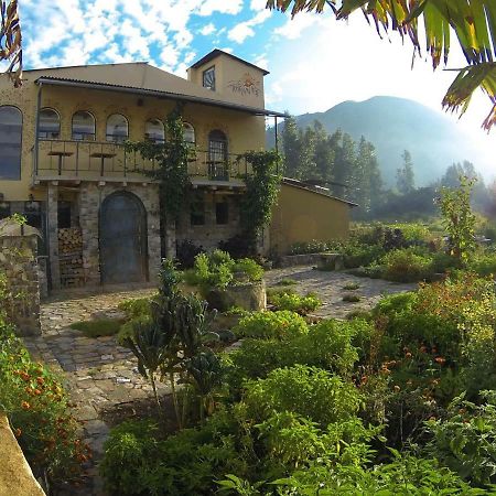 IntiRumi Inn Caraz Bagian luar foto