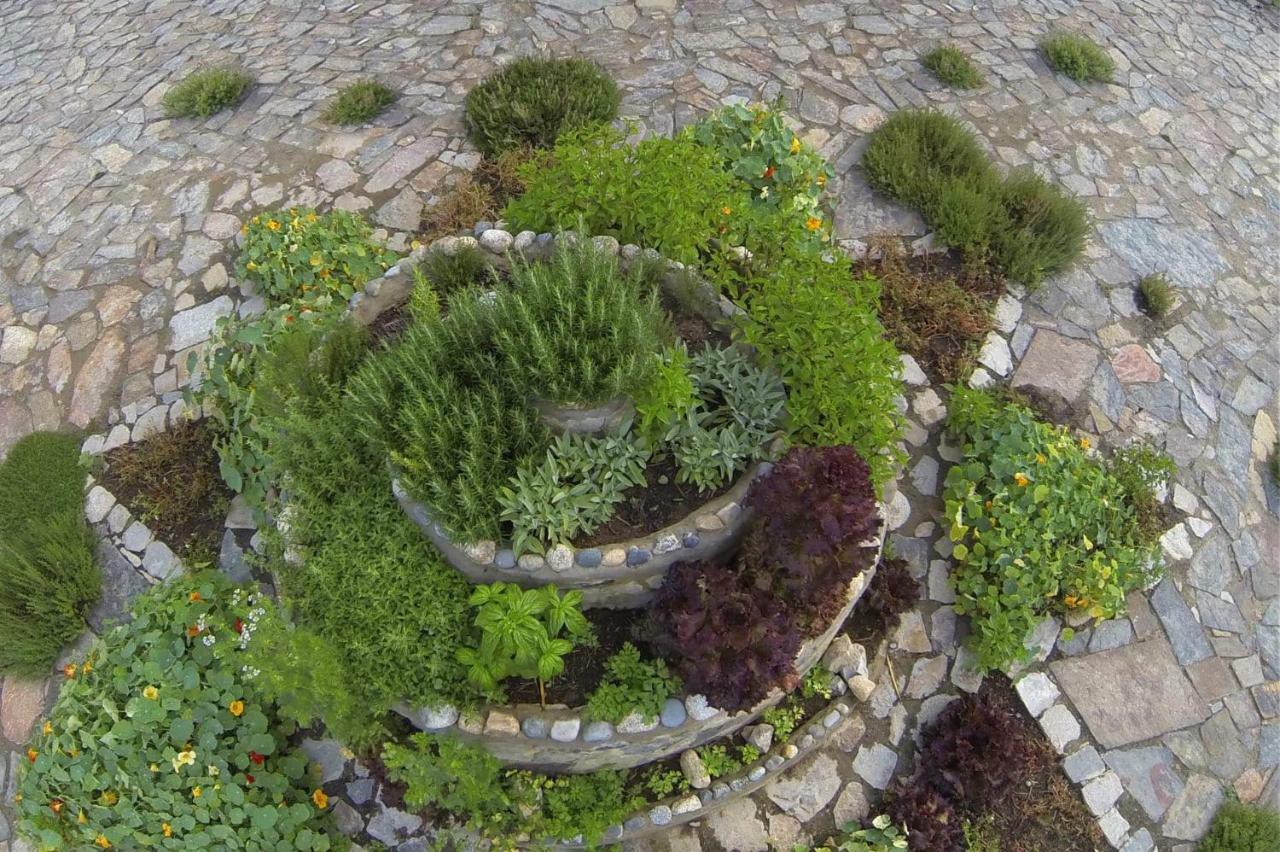 IntiRumi Inn Caraz Bagian luar foto