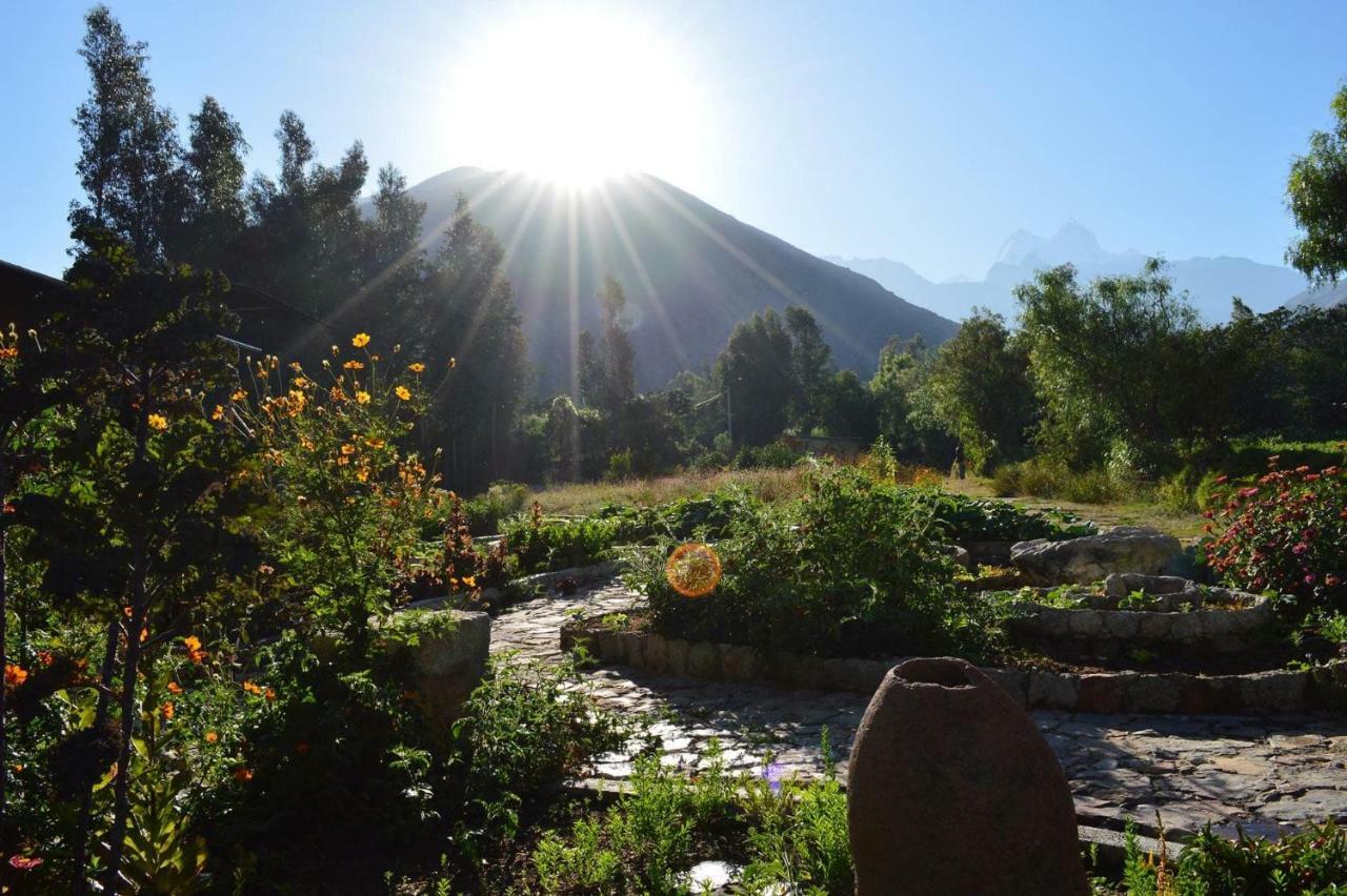 IntiRumi Inn Caraz Bagian luar foto
