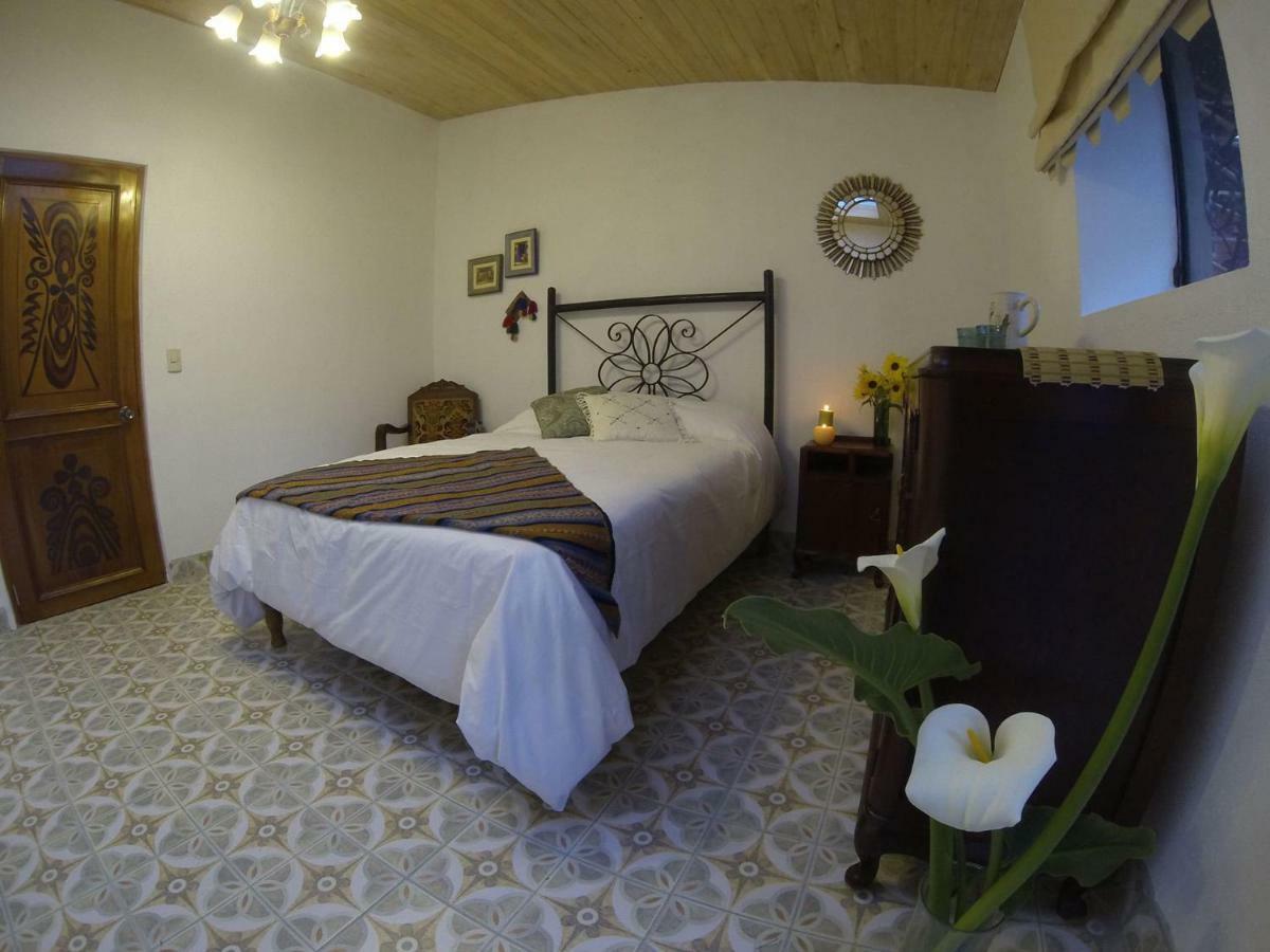 IntiRumi Inn Caraz Bagian luar foto