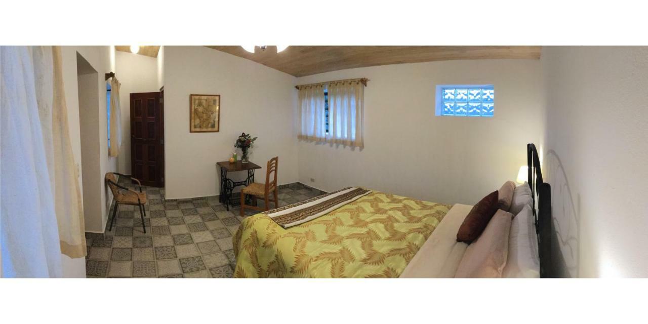 IntiRumi Inn Caraz Bagian luar foto