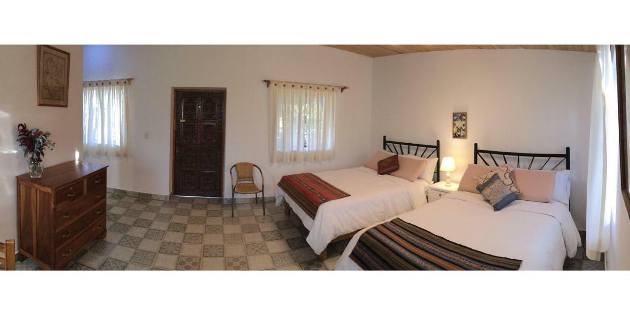 IntiRumi Inn Caraz Bagian luar foto