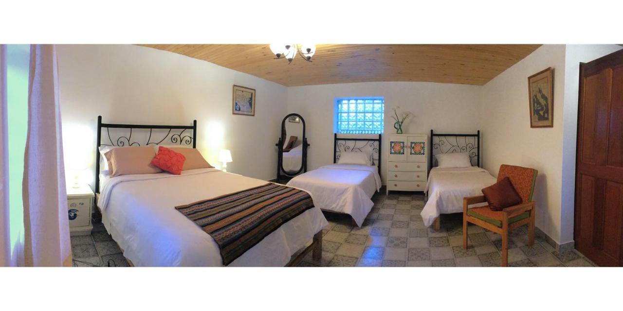 IntiRumi Inn Caraz Bagian luar foto